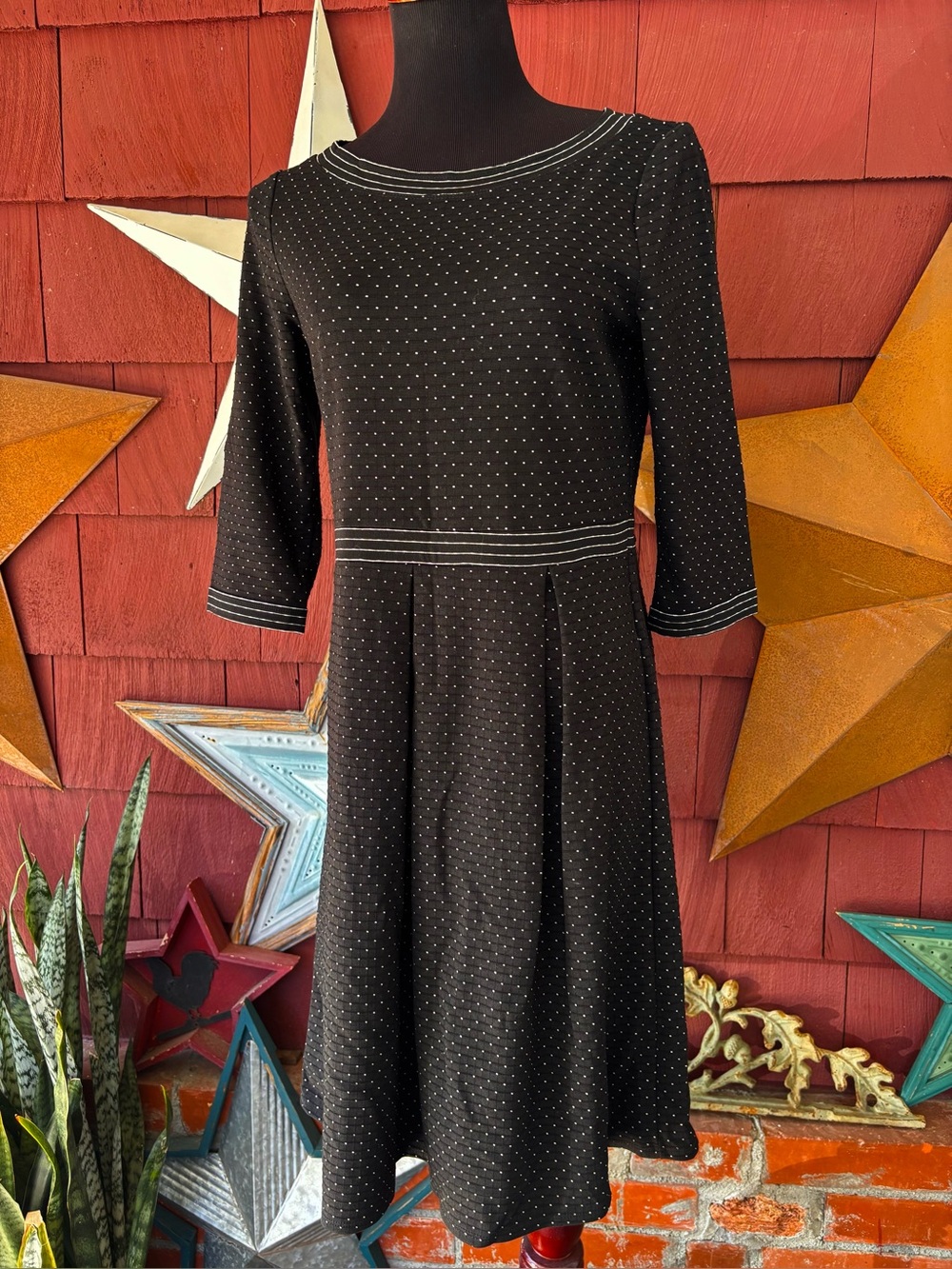 Max Studio Jersey Knit Dress Black & White Polka Dot Fit & Flare 3/4 Sleeve Sz M